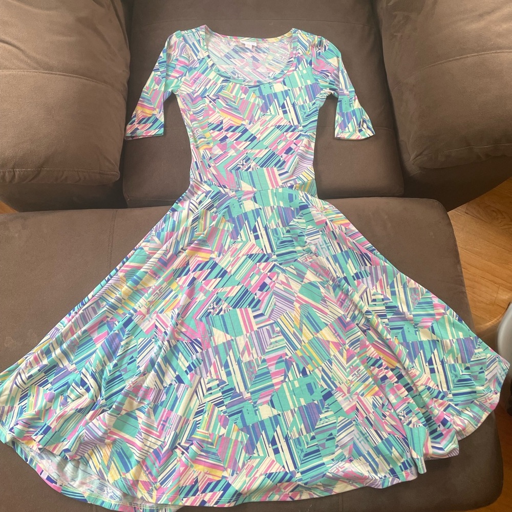 XXS LULAROE NICOLE DRESS LIKE NEW